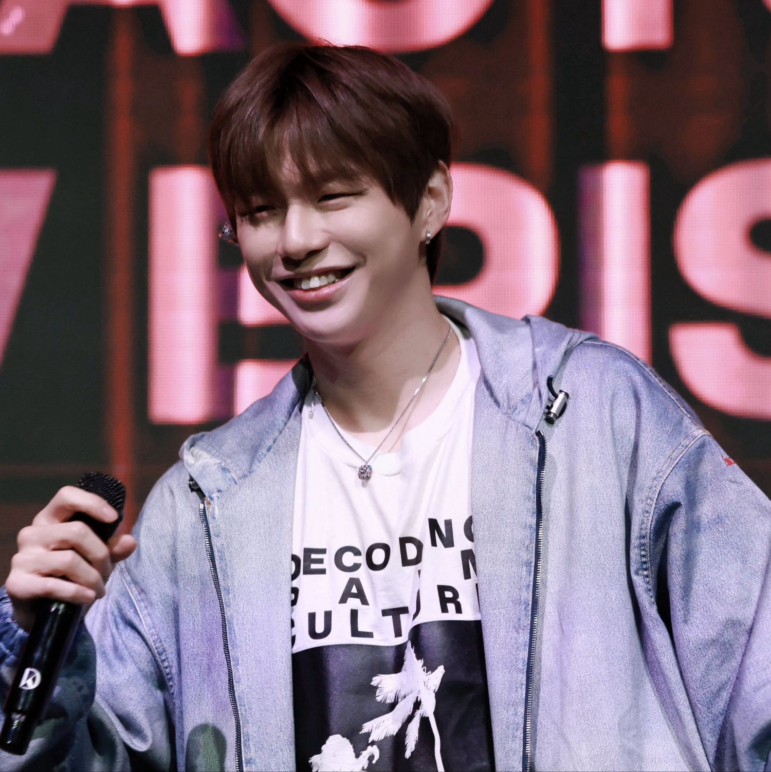 강다니엘 팬이 찍은 순간