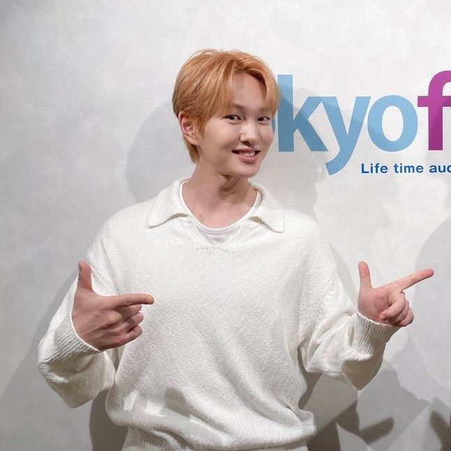 Recent activity shot of Onew (SHINee)