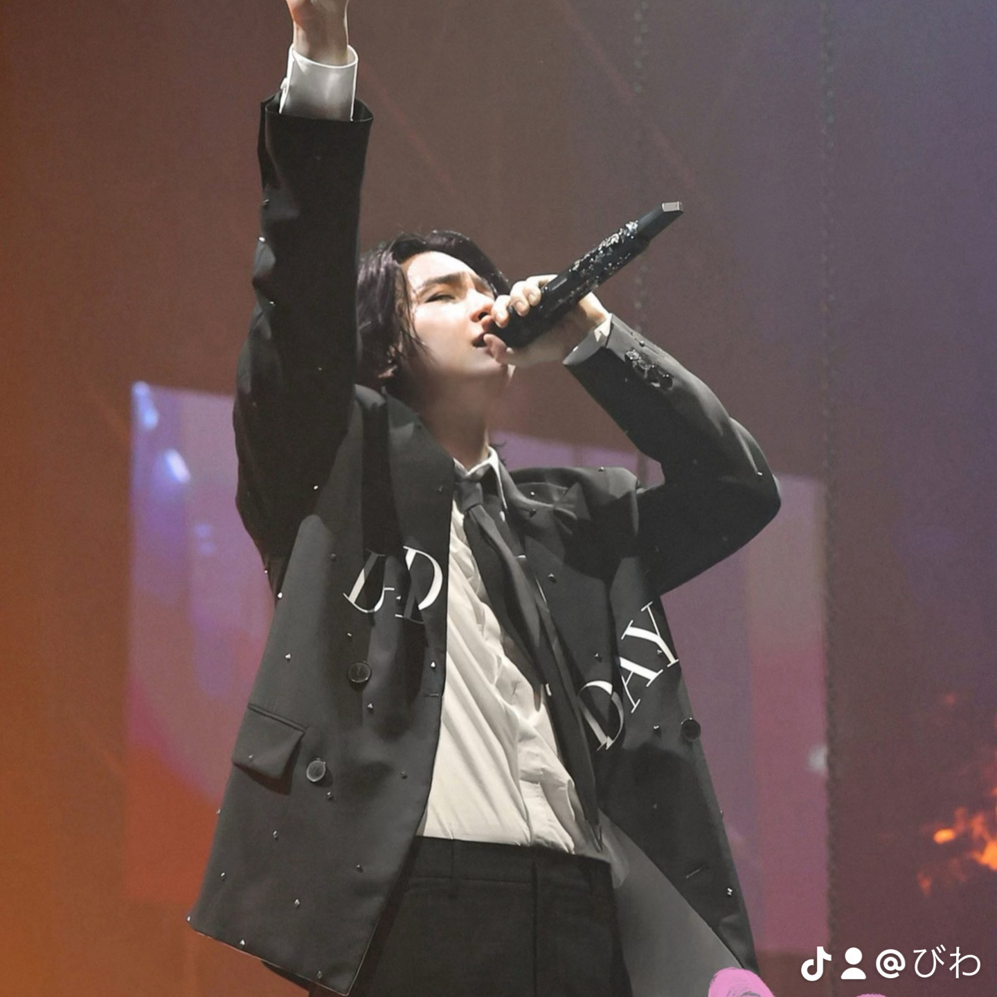 Latest photo of SUGA (BTS)
