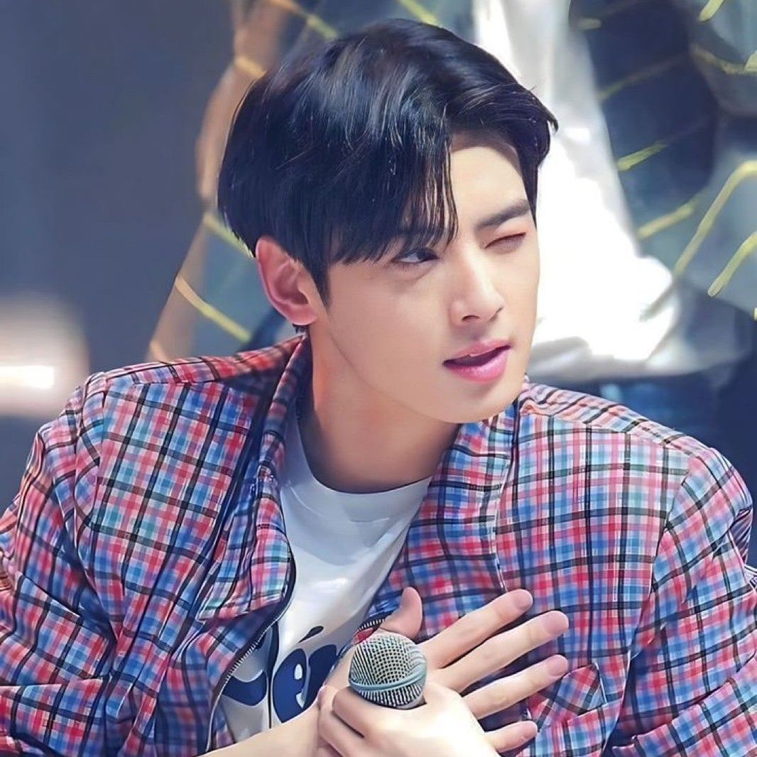 Behind-the-scenes cut of Eunwoo (ASTRO)