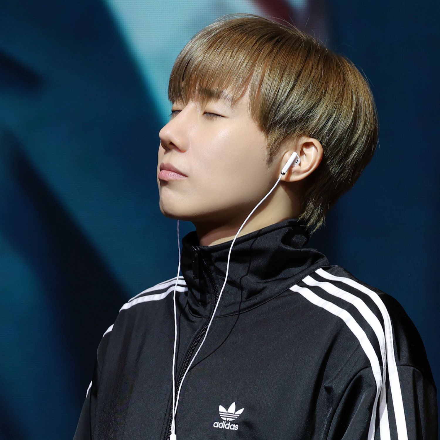 Latest photo of Sungkyu (INFINITE)
