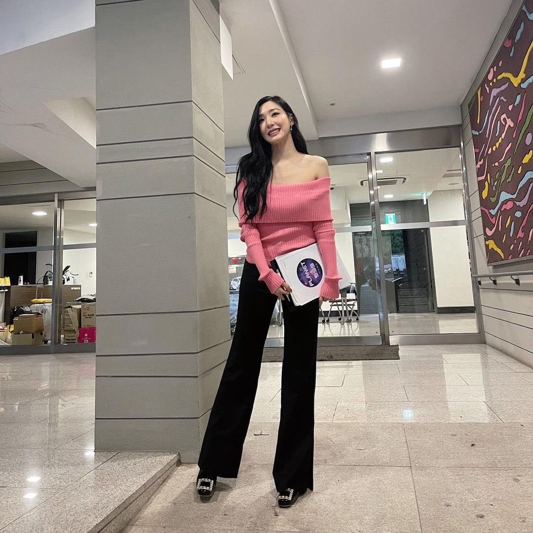 Latest photo of Tiffany Young (Girls' Generation)