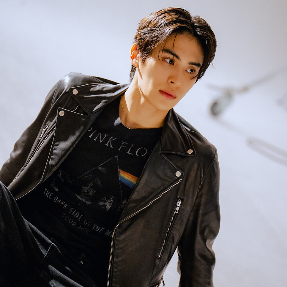 Behind-the-scenes cut of Taeyang (SF9)