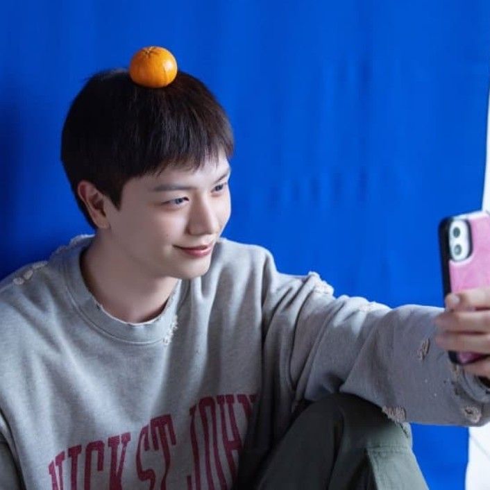 A moment captured by Yook Sungjae (BTOB)'s fan