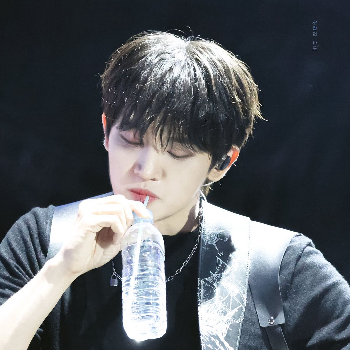 Behind-the-scenes cut of Cho Wonsang (LUCY)