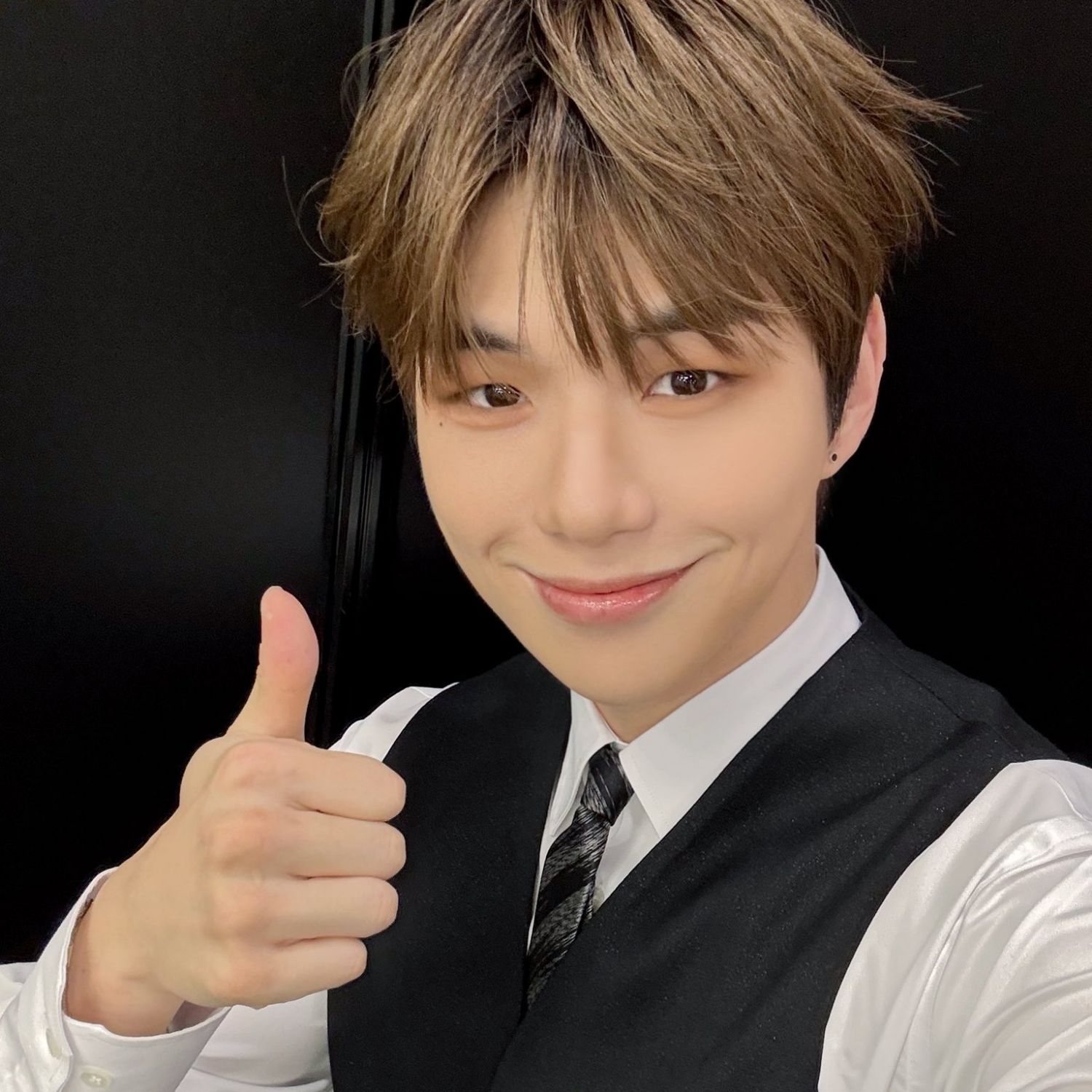 Latest photo of Kang Daniel