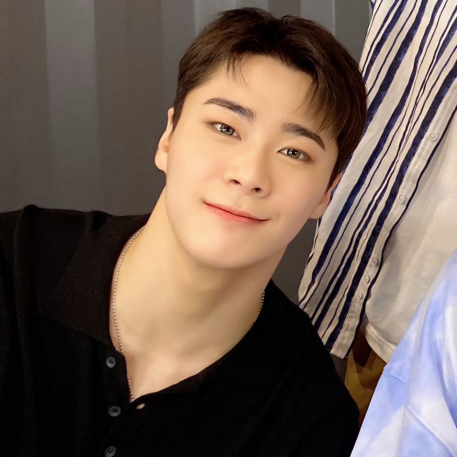 아스트로 최근 활동샷