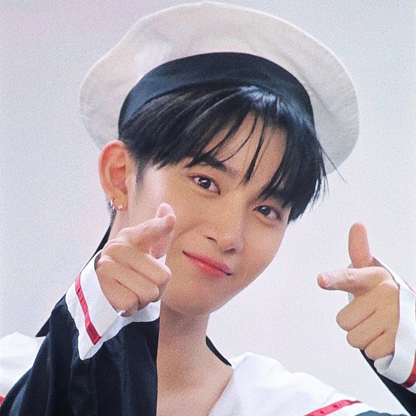 Latest photo of Bae Jinyoung