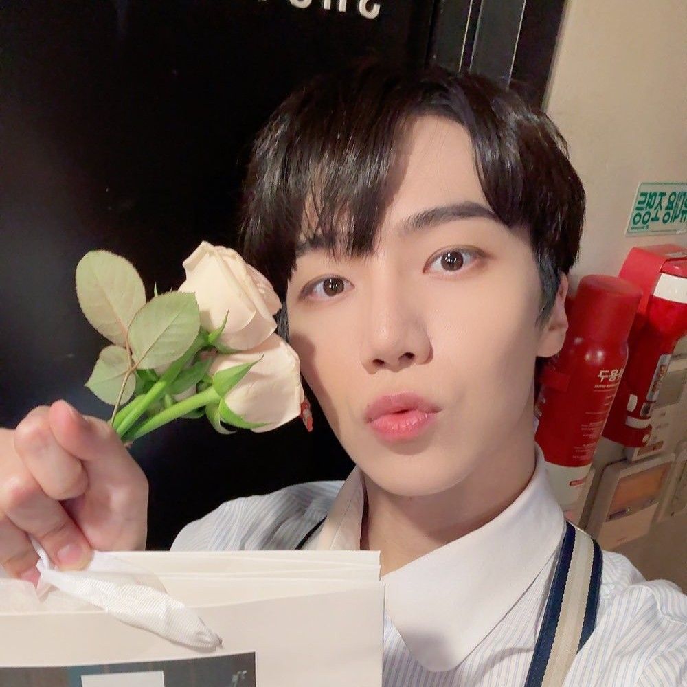 Latest photo of Jinho (PENTAGON)