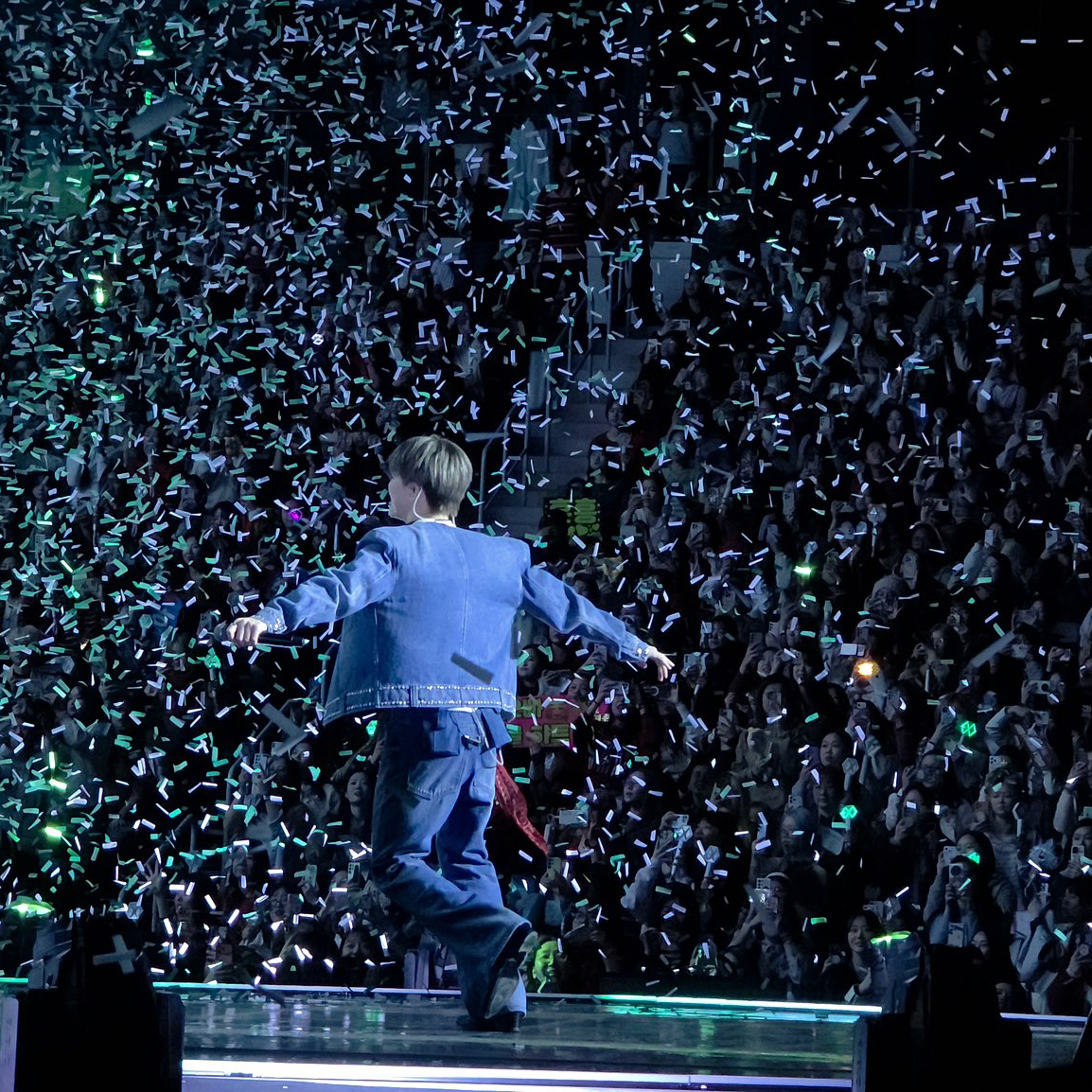 スホ (EXO)の舞台裏ショット