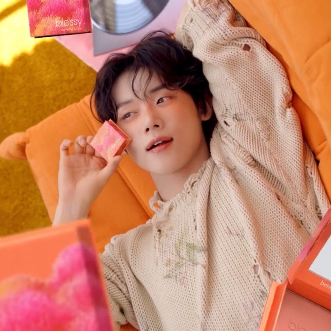 A moment captured by Yeonjun (TOMORROW X TOGETHER)'s fan