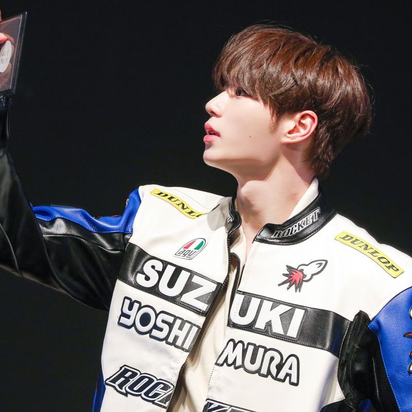 Behind-the-scenes cut of Kim Junseo (ALPHA DRIVE ONE)