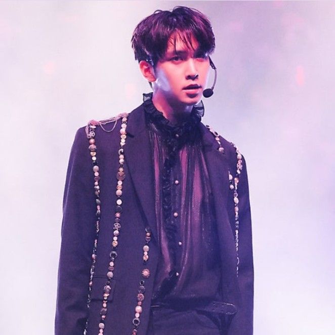 Recent activity shot of Shinwon (PENTAGON)
