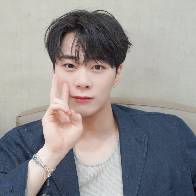 Behind-the-scenes cut of Moonbin (ASTRO)