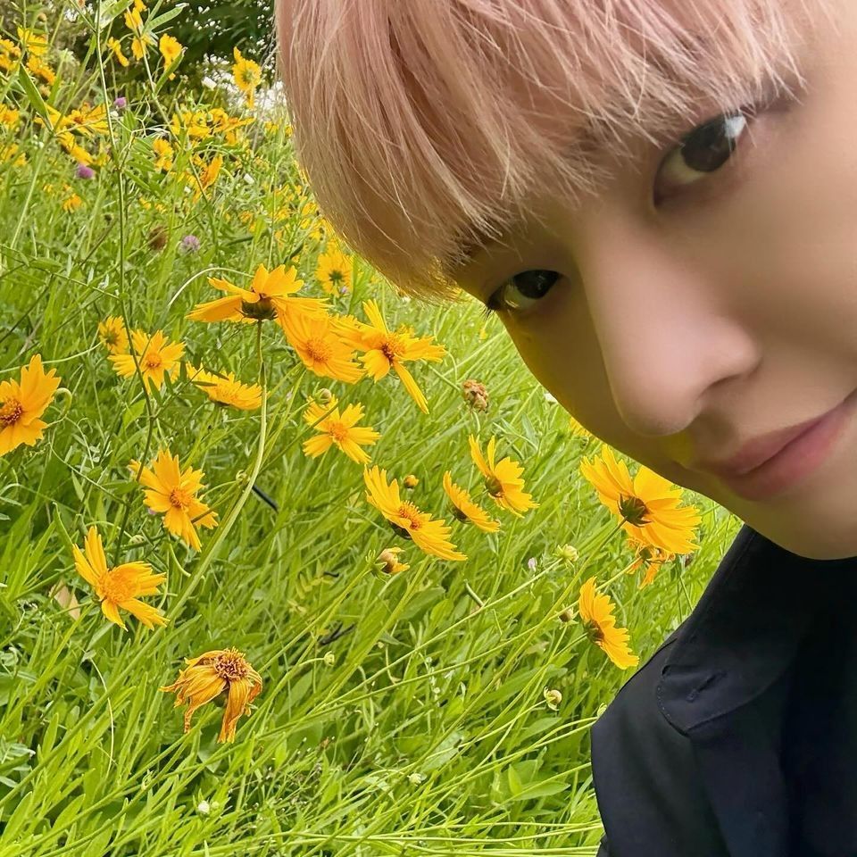 A moment captured by B.I's fan