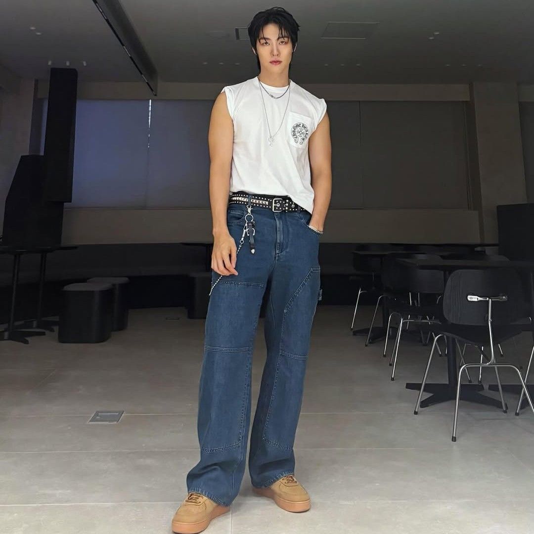 Latest photo of Lee Seunghyup (N.Flying)