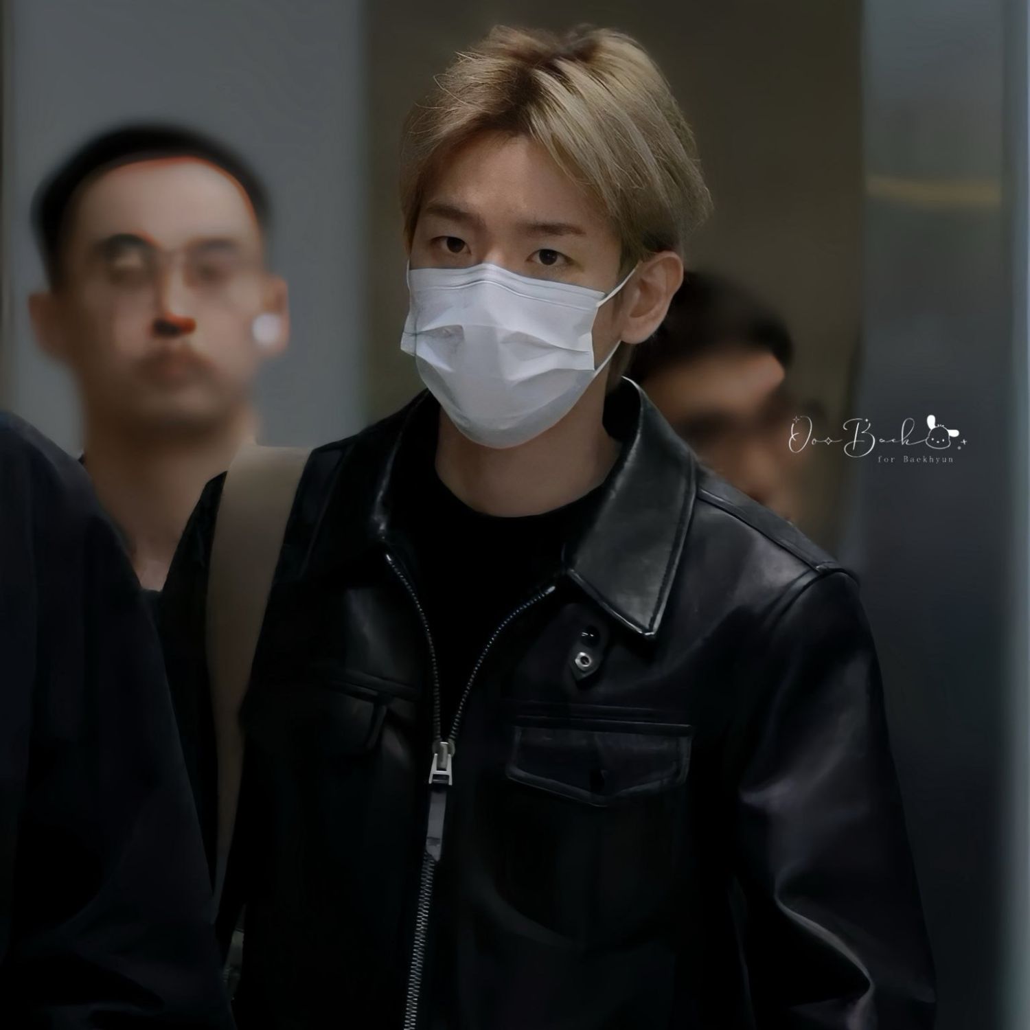 백현 (EXO)의 비하인드 컷