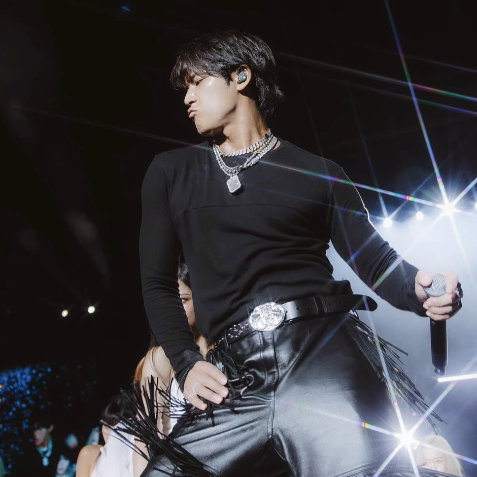 Recent activity shot of Mingyu (SEVENTEEN)