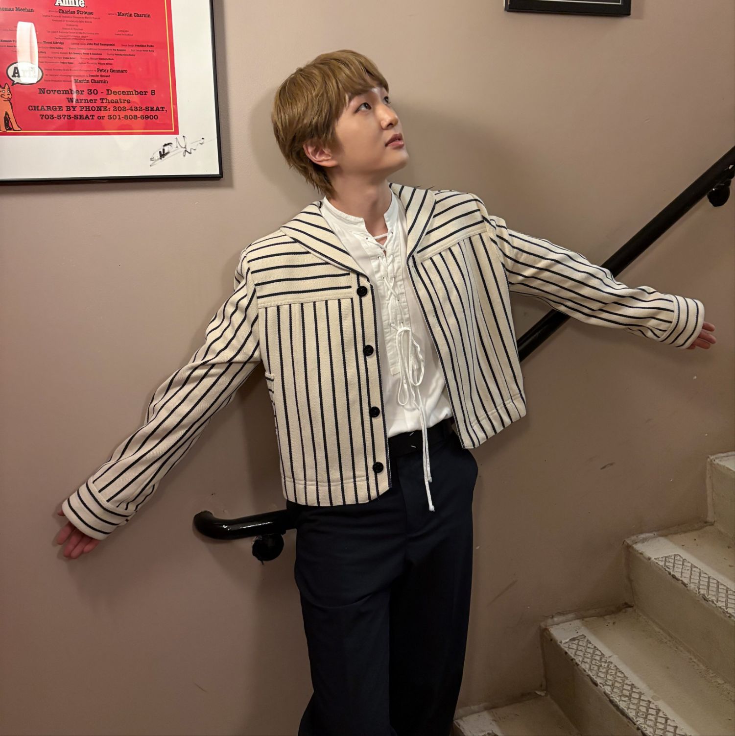 A moment captured by Onew (SHINee)'s fan