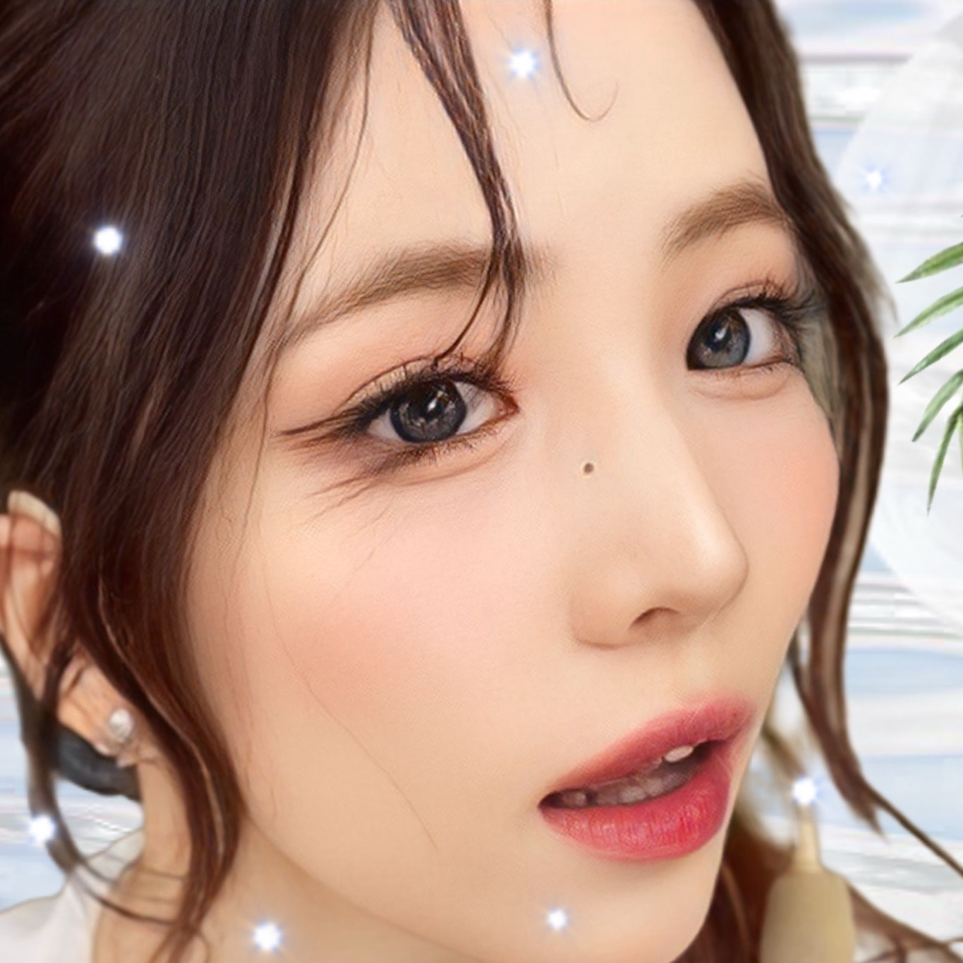 Latest photo of Maya (NiziU)
