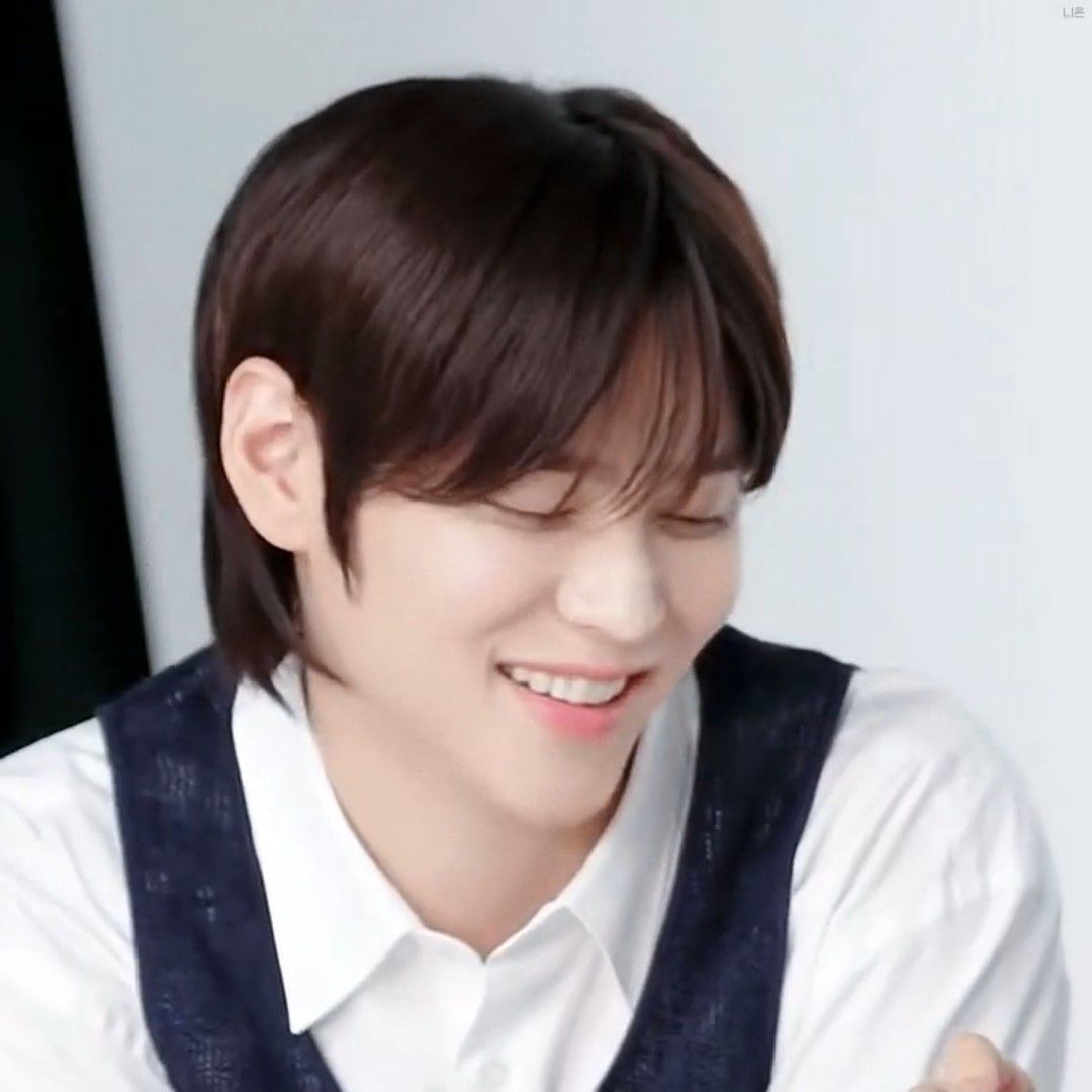 Recent activity shot of Eunseok (RIIZE)