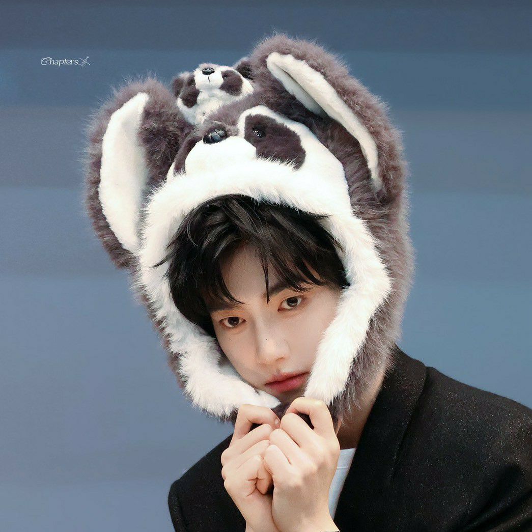 Latest photo of Zhang Hao (ZEROBASEONE)