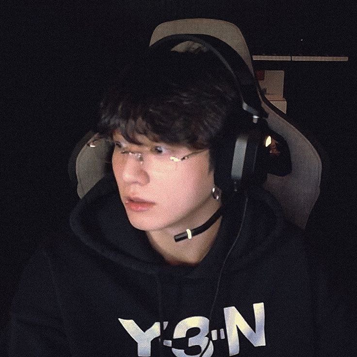 Foto terbaru Jungkook (BTS)