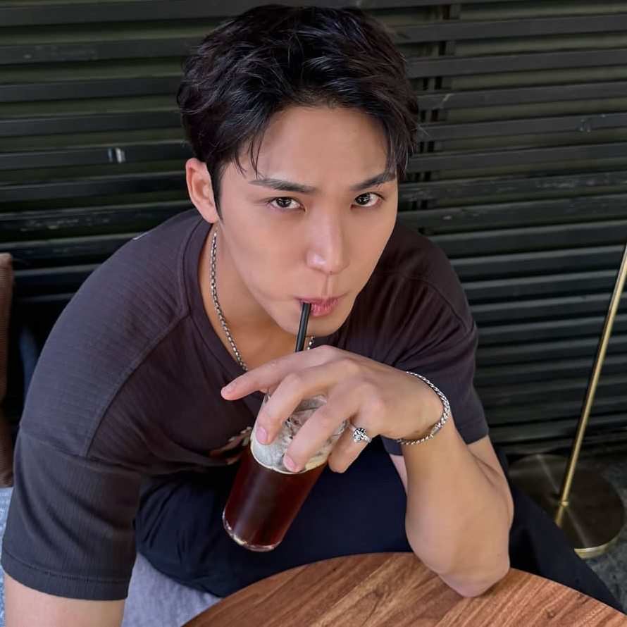 Latest photo of Mingyu (SEVENTEEN)