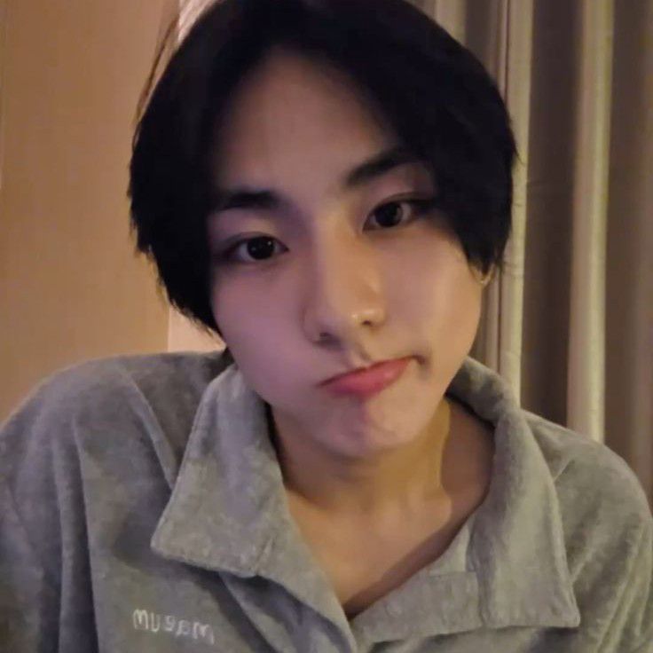 Behind-the-scenes cut of Jungwon (ENHYPEN)