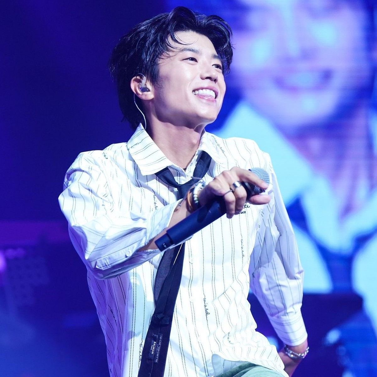 Latest photo of Wooyoung (2PM)