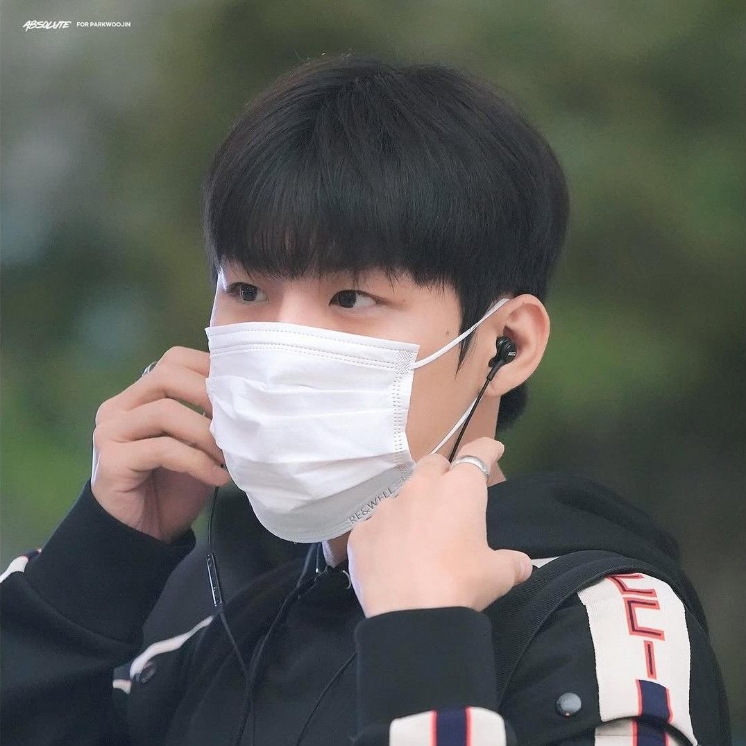 Recent activity shot of Park Woojin (AB6IX)