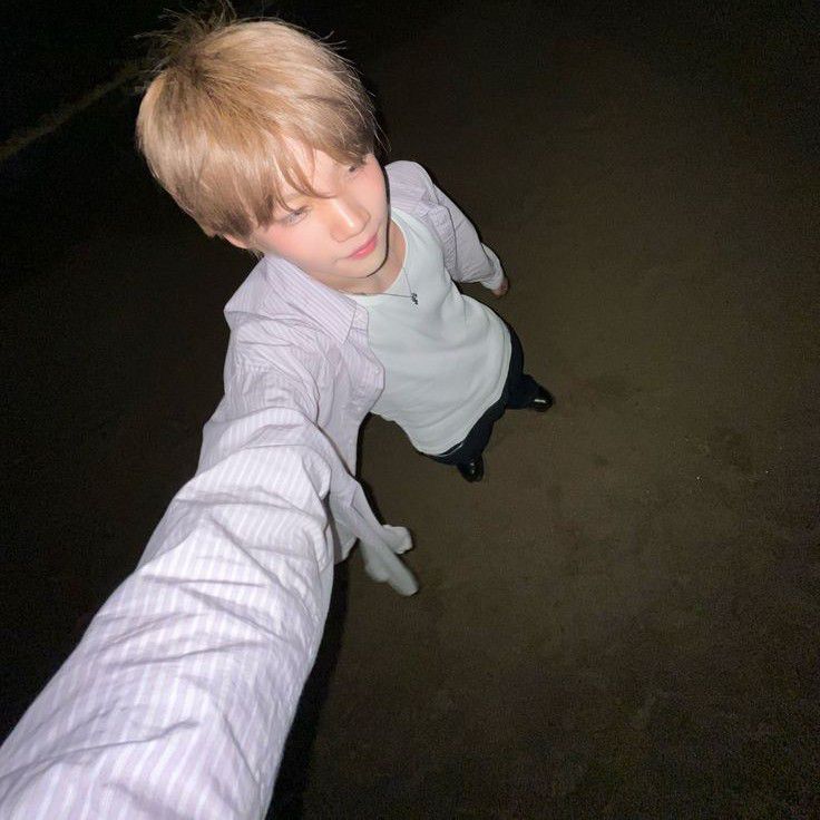 Recent activity shot of Sakurada Kenshin (CLOSE YOUR EYES)