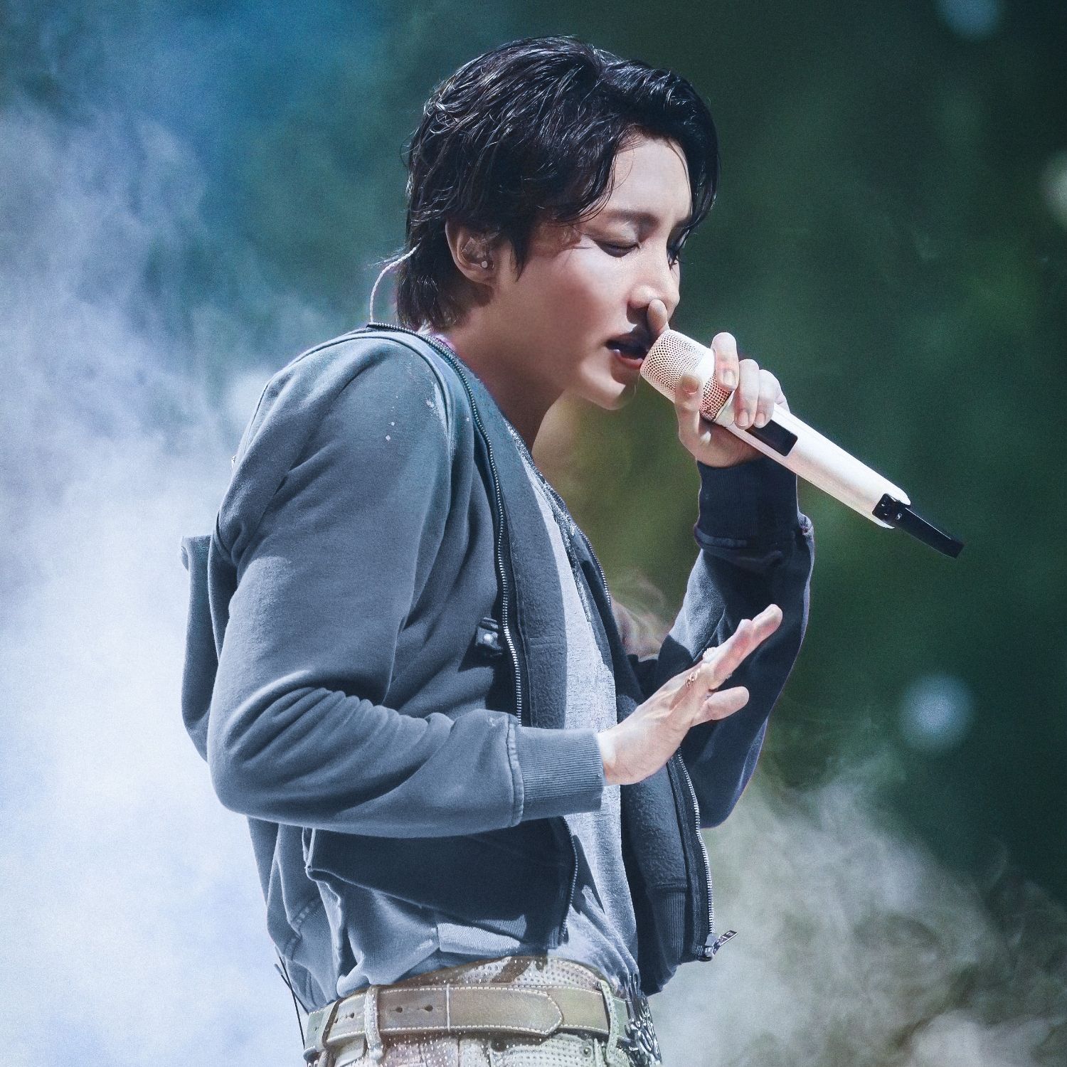 A moment captured by j-hope (BTS)'s fan