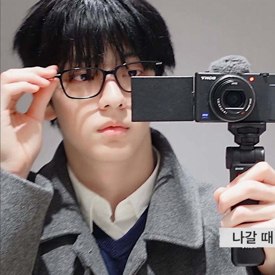 秀彬 (TOMORROW X TOGETHER)的最新照片