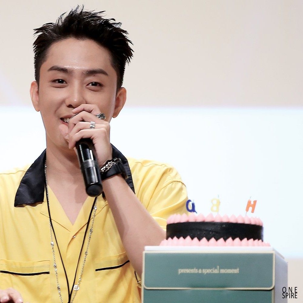 Recent activity shot of Eun Jiwon (SECHSKIES)