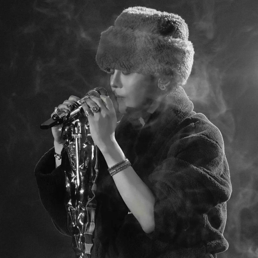 A moment captured by G-DRAGON (BIGBANG)'s fan