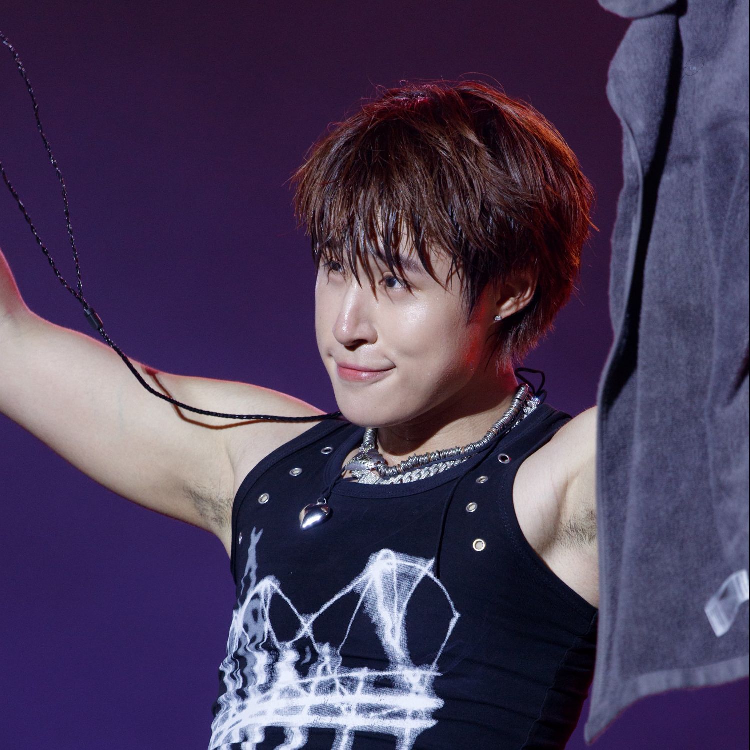 Behind-the-scenes cut of Nut (LYKN)