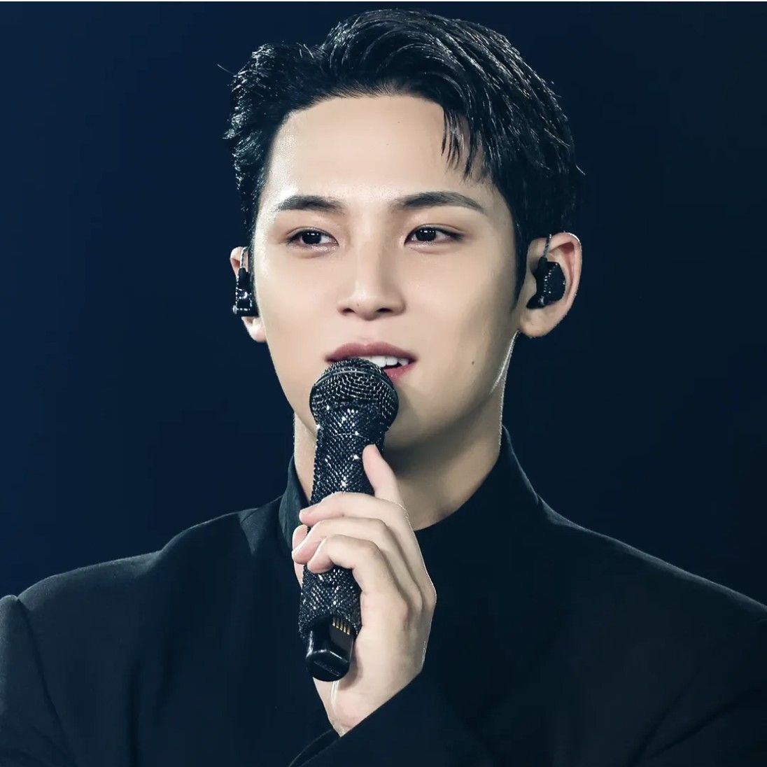 Recent activity shot of Mingyu (SEVENTEEN)