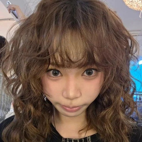 キム・チェウォン 待ち受け画面ダウンロード | 高画質アイドル画像