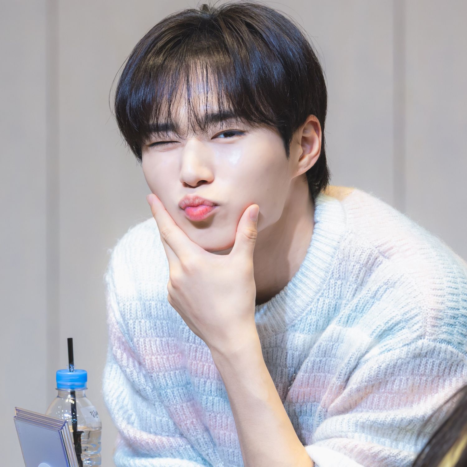Latest photo of Kim Junseo (WEi)