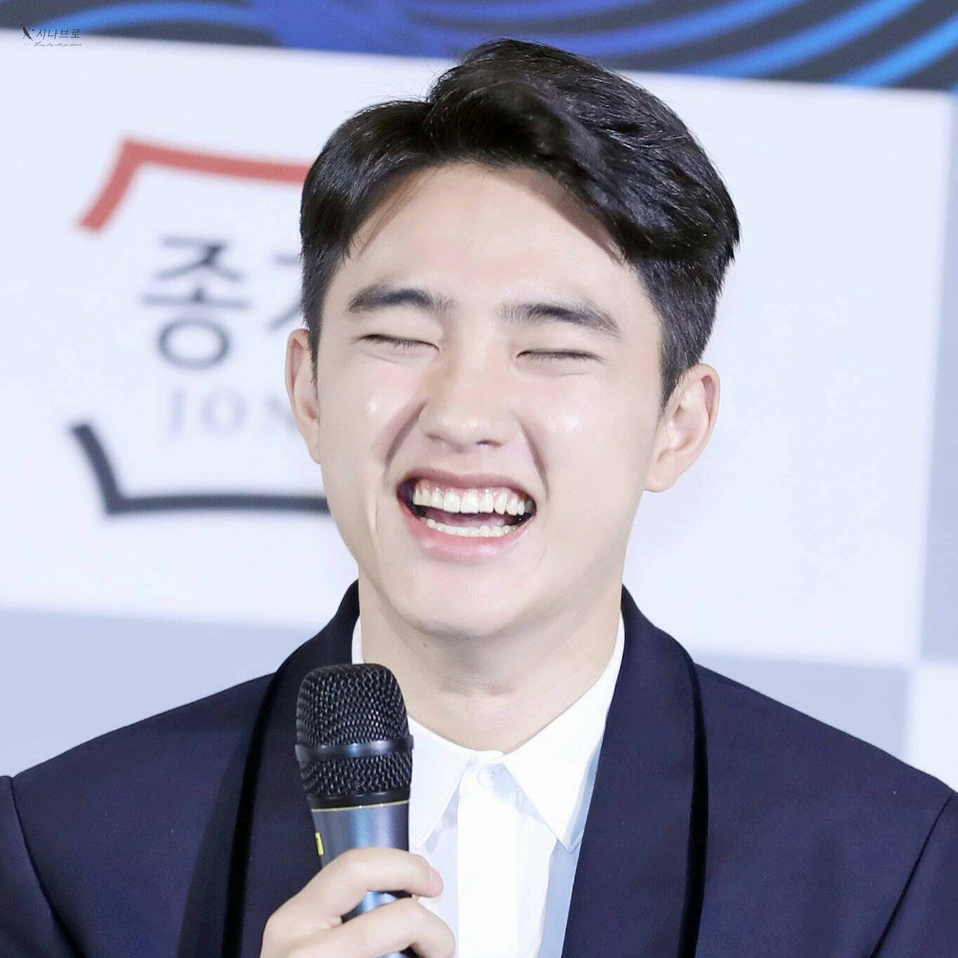 Foto aktivitas terbaru D.O. (EXO)