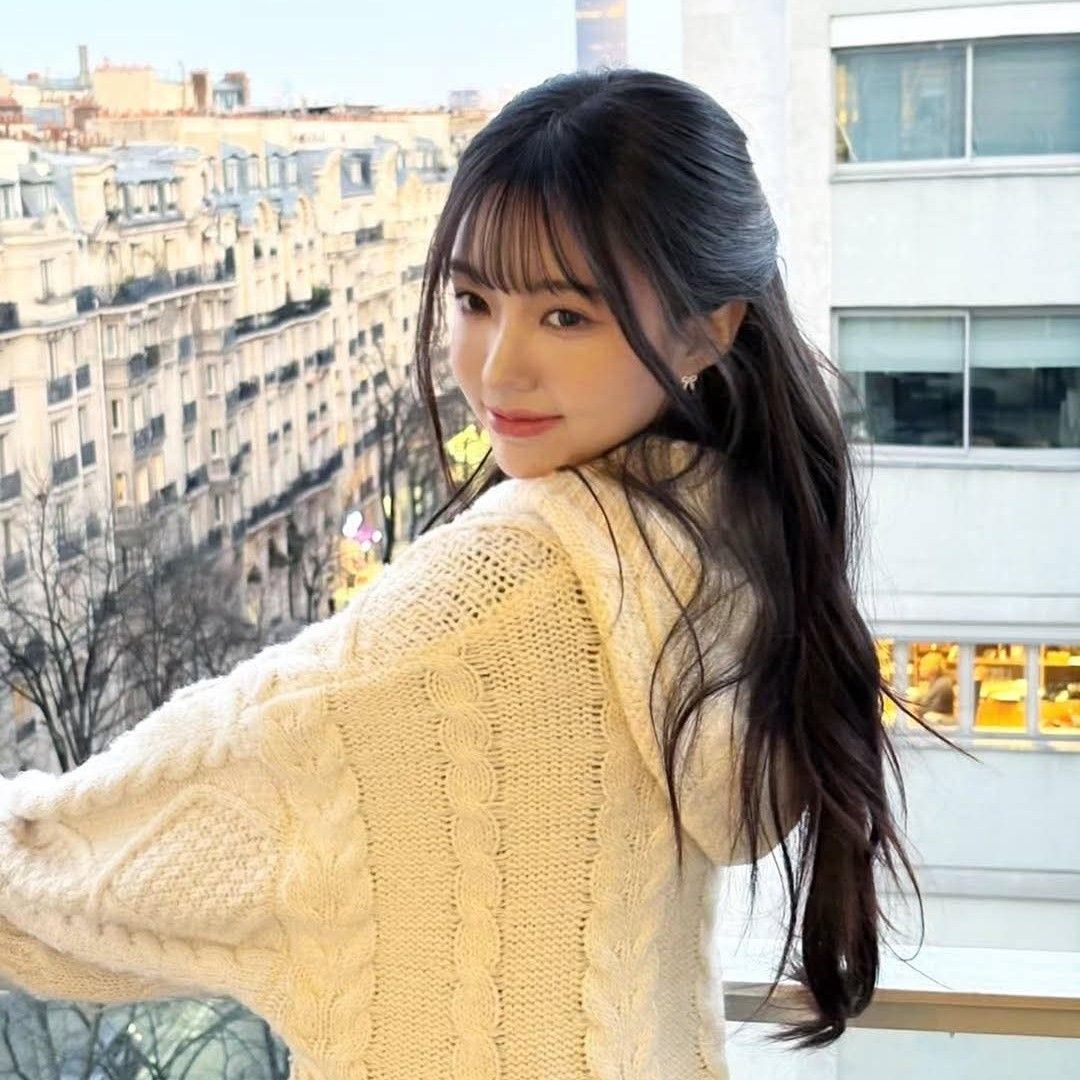 Behind-the-scenes cut of Yeseo (MADEIN)