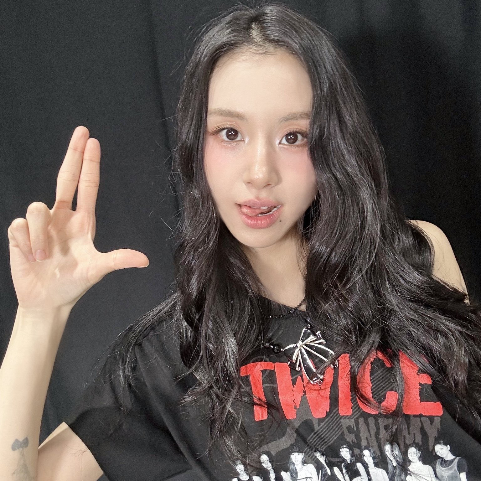 Behind-the-scenes cut of Chaeyoung (TWICE)