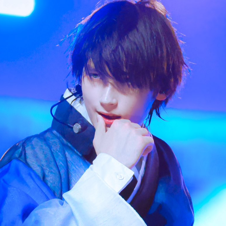 Behind-the-scenes cut of HueningKai (TOMORROW X TOGETHER)