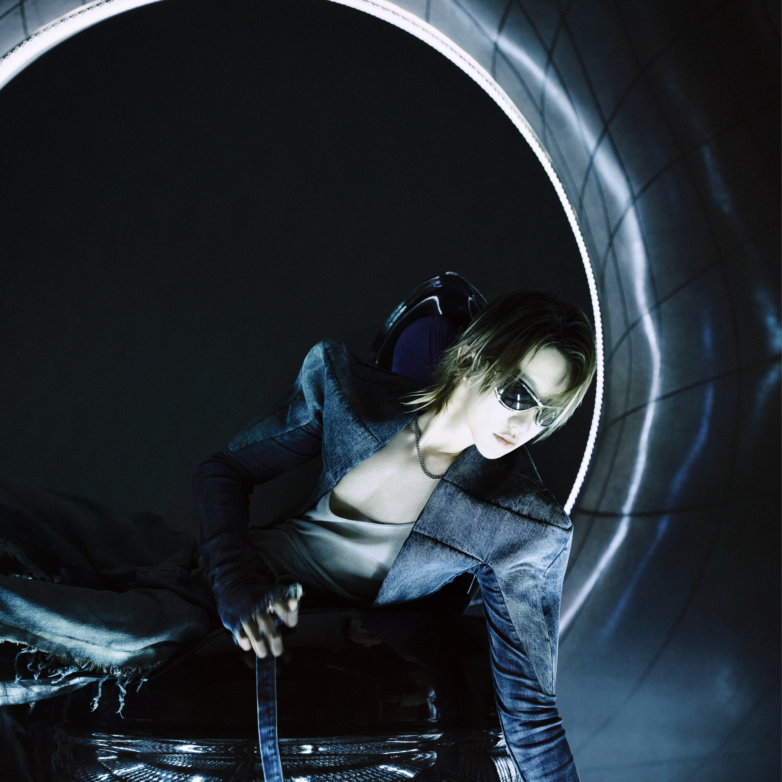 Behind-the-scenes cut of The 8 (SEVENTEEN)