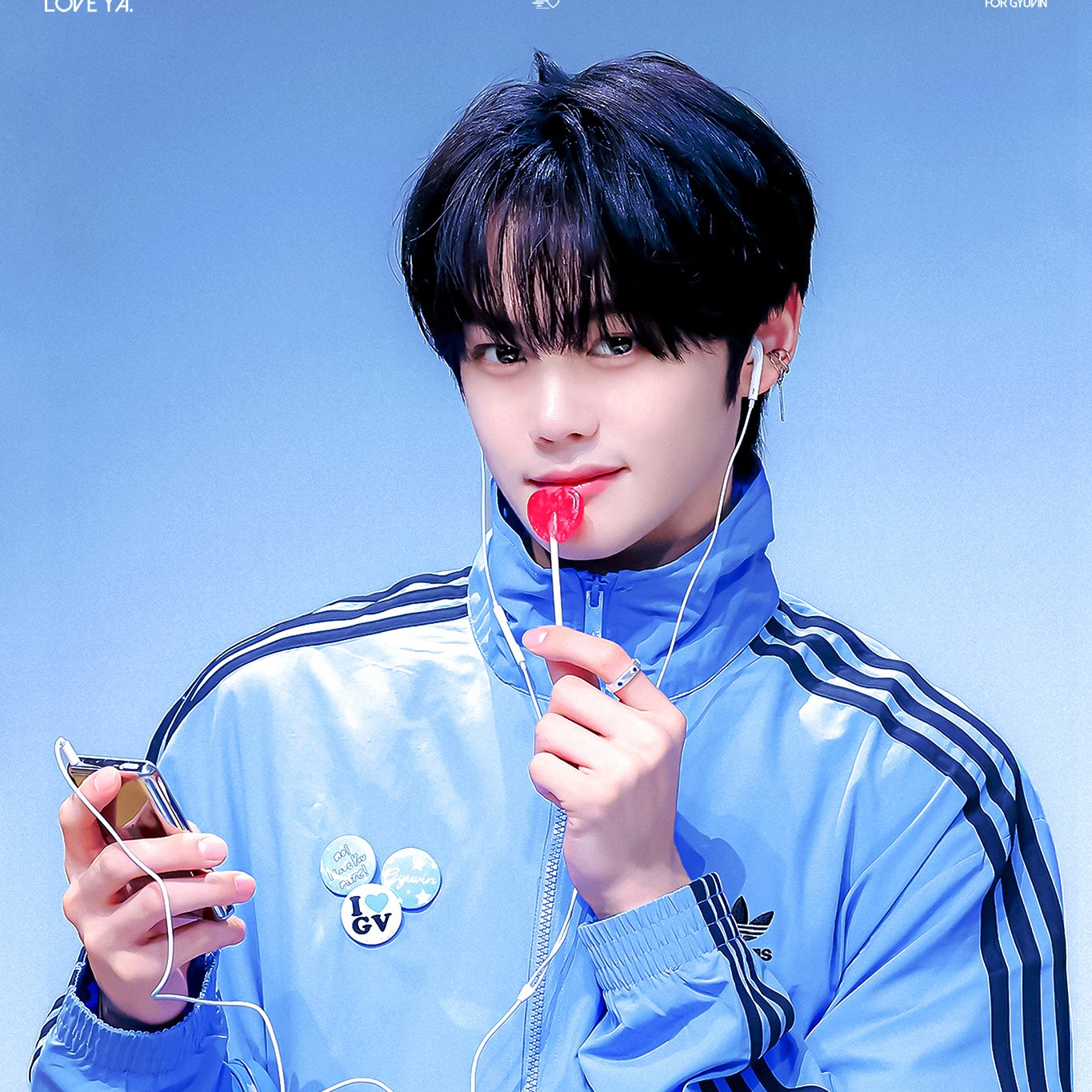 Recent activity shot of Kim Gyuvin (ZEROBASEONE)