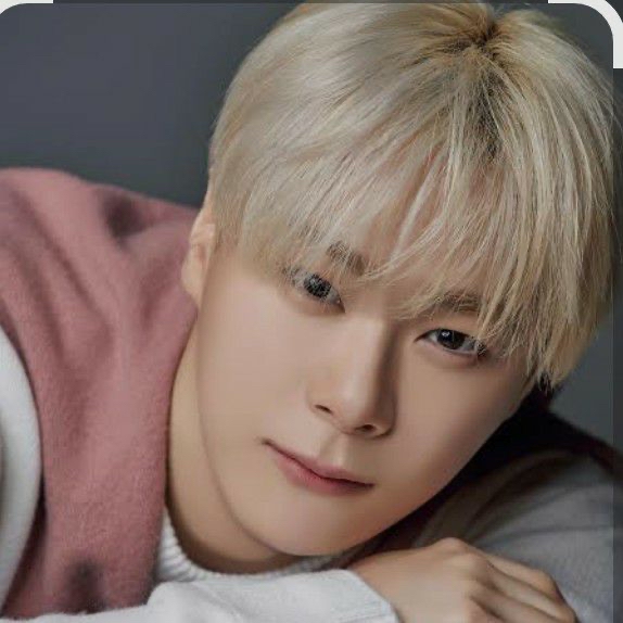 Recent activity shot of Moonbin (ASTRO)