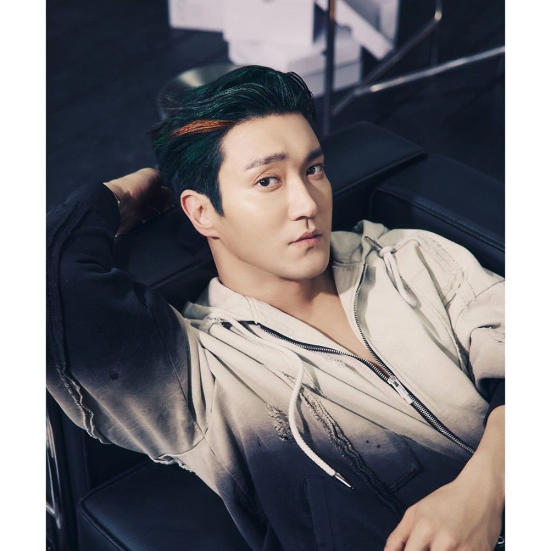 始源 (Super Junior)的最新活動照片