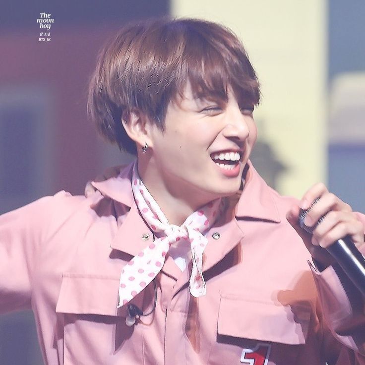 Momen yang diabadikan oleh penggemar Jungkook (BTS)