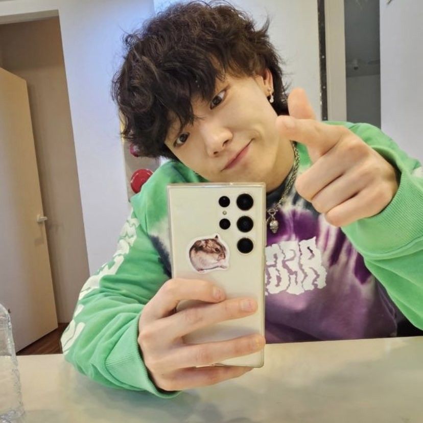 Behind-the-scenes cut of BOBBY (iKON)